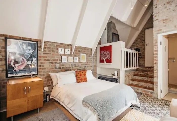 The Loft At 33