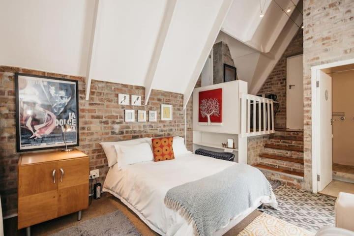 The Loft At 33 Homestay